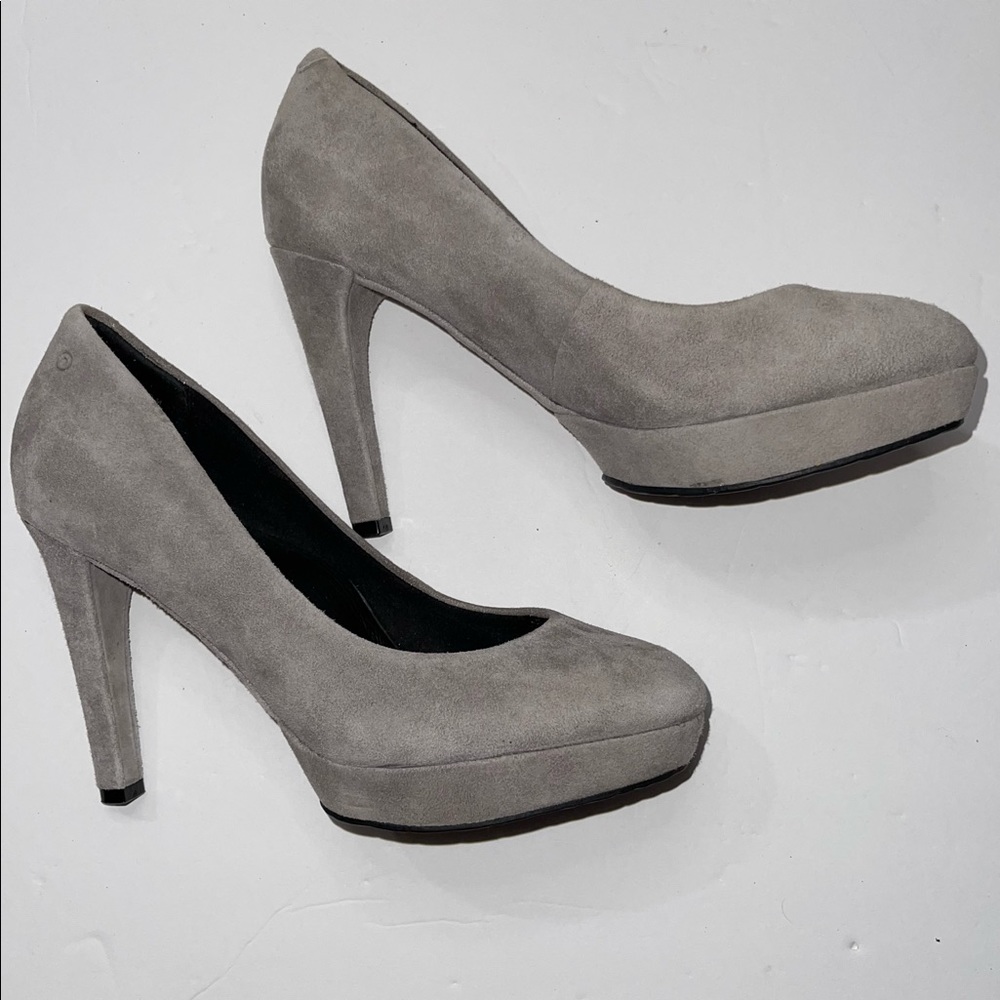 Rockport Gray Suede Platform Heels Adiprene By Adidas Size 5